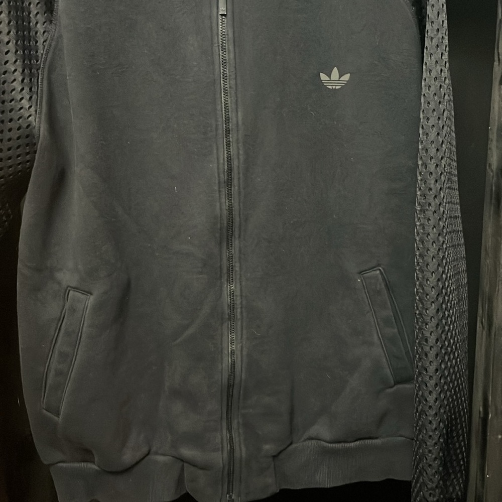 Adidas- black full zip jacket - Picture 3 of 10